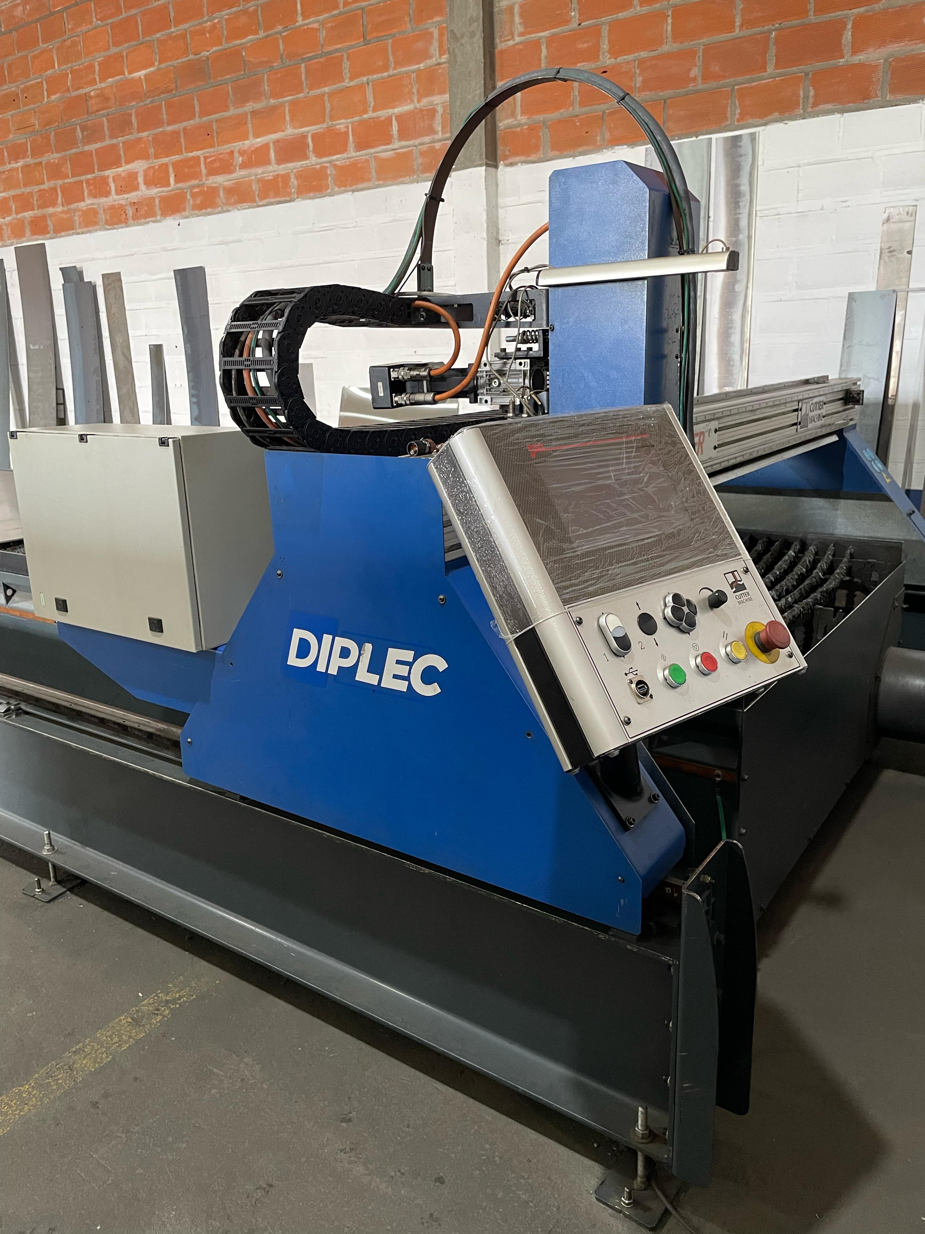 Plegado CNC de alta precisión